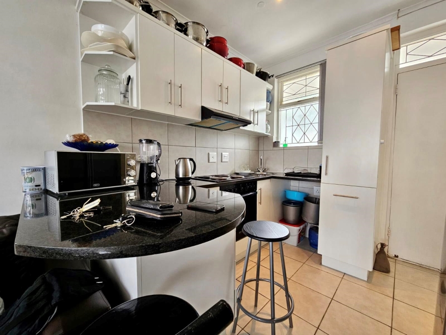 0 Bedroom Property for Sale in Sea Point Western Cape